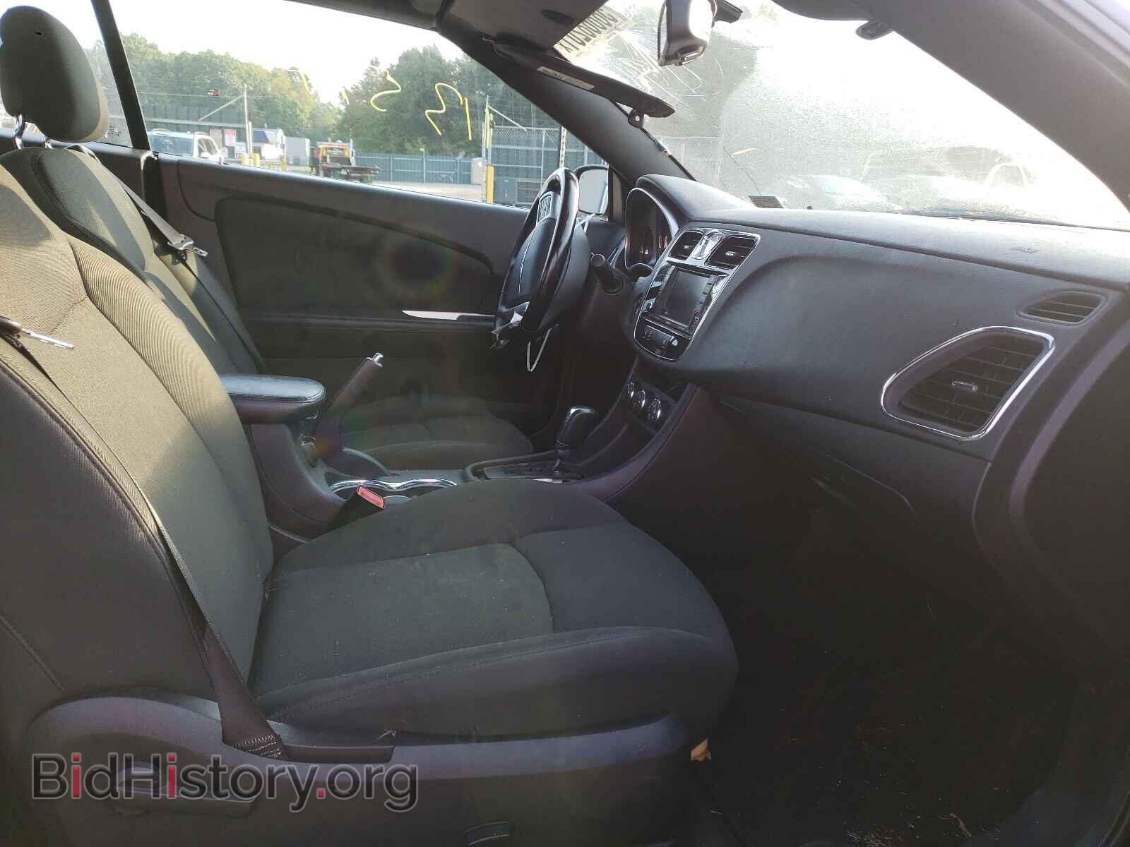 2011 CHRYSLER 200 - VIN: 1C3BC2EG5BN563752 - Фото 5