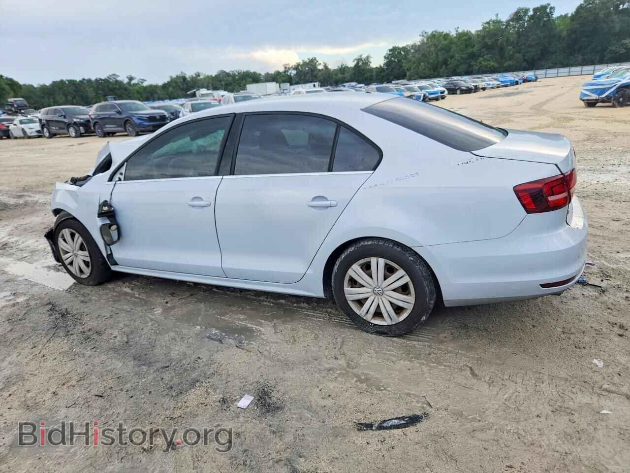 2017 VOLKSWAGEN JETTA - VIN: 3VW2B7AJ5HM265845 - Photo 2