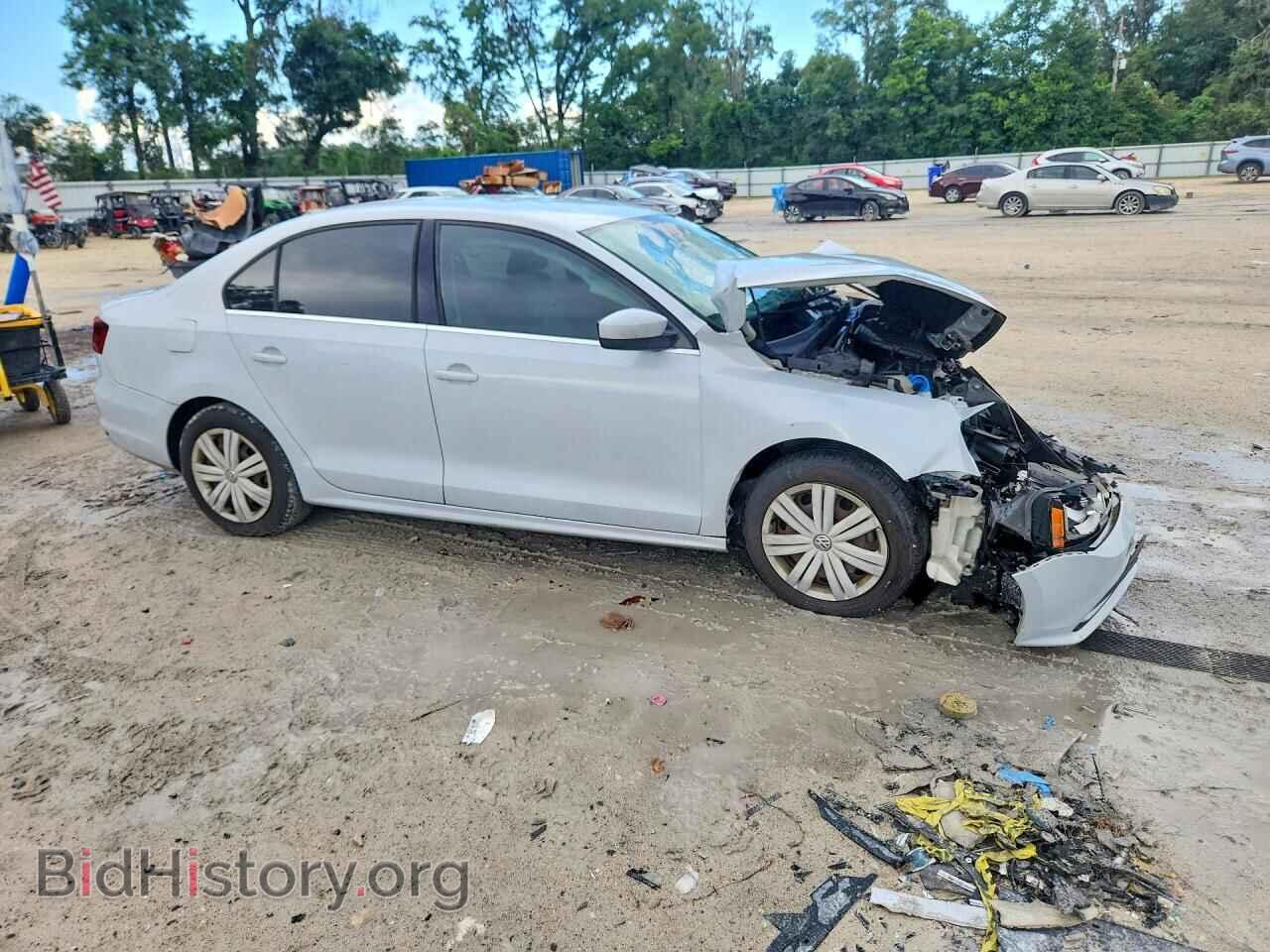 2017 VOLKSWAGEN JETTA - VIN: 3VW2B7AJ5HM265845 - Photo 4