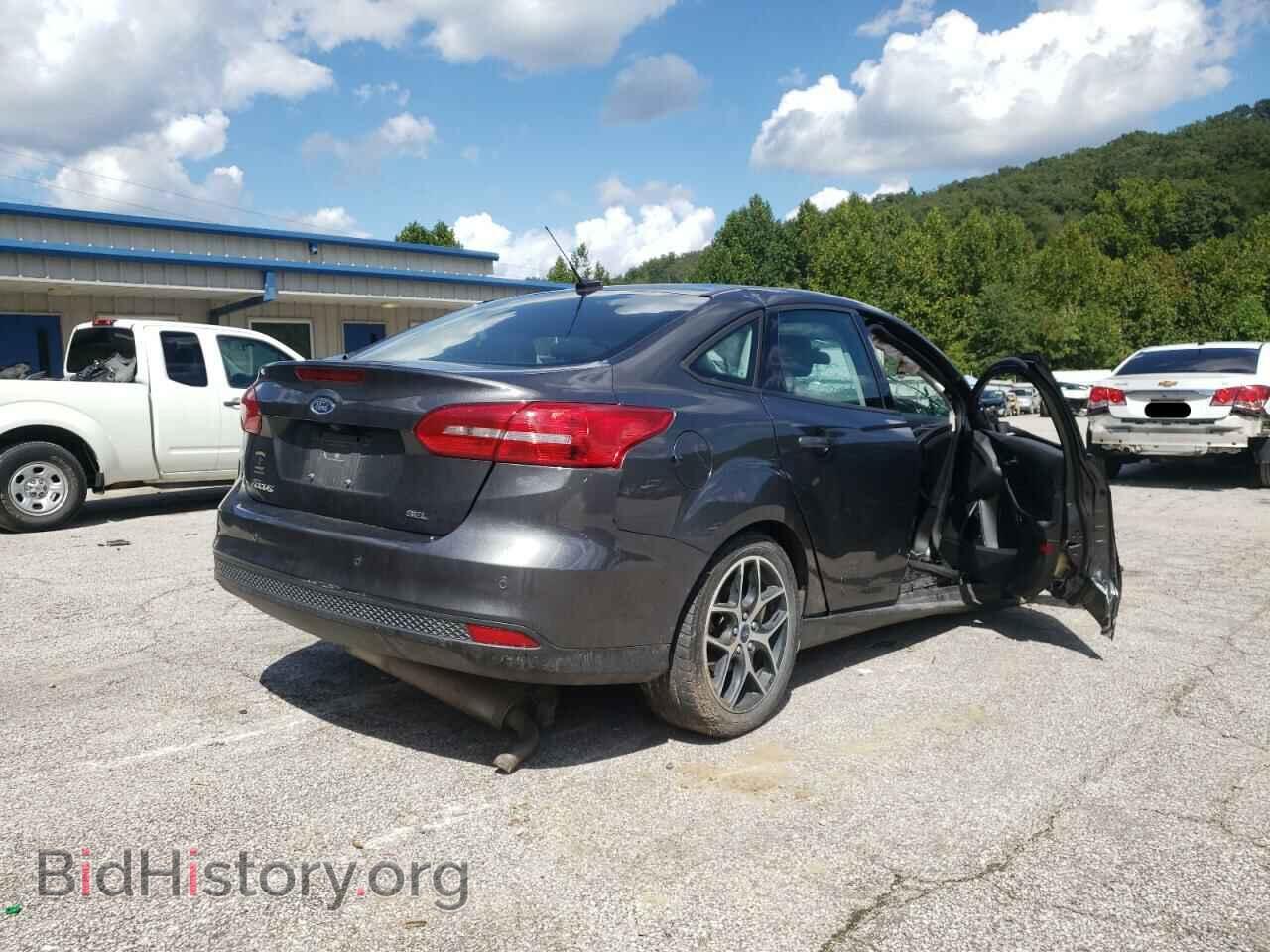 2017 FORD FOCUS - VIN: 1FADP3H2XHL340146 - Фото 4