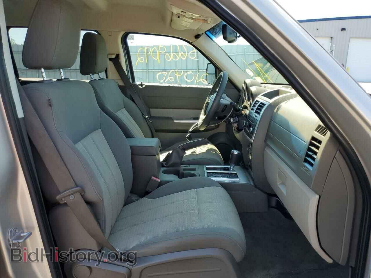 2008 DODGE NITRO - VIN: 1D8GU58K78W153555 - Photo 5
