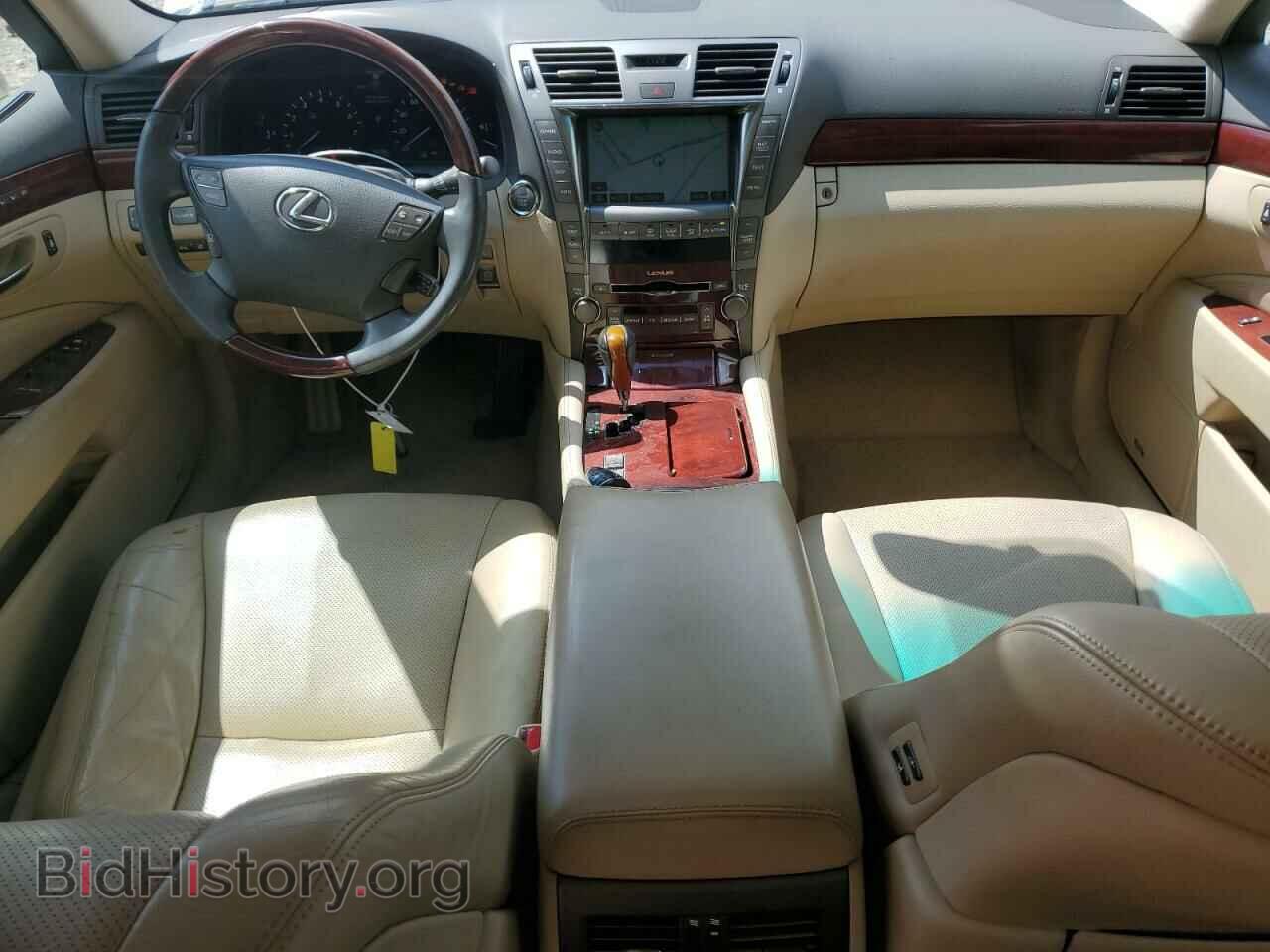 2007 LEXUS LS460 - VIN: JTHBL46F775047802 - Photo 8