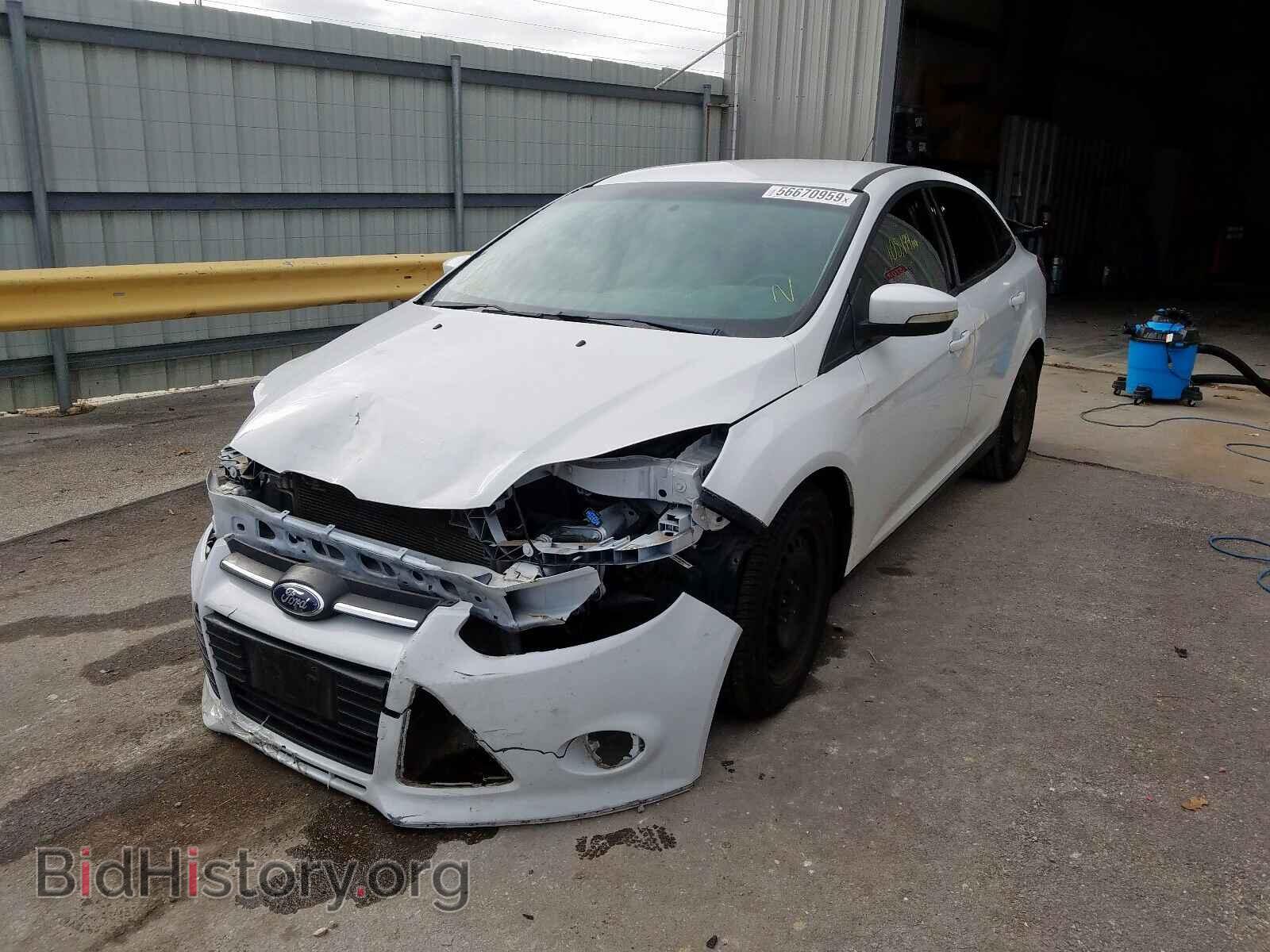 2013 FORD FOCUS SE - VIN: 1FADP3F24DL115993 - Фото 2