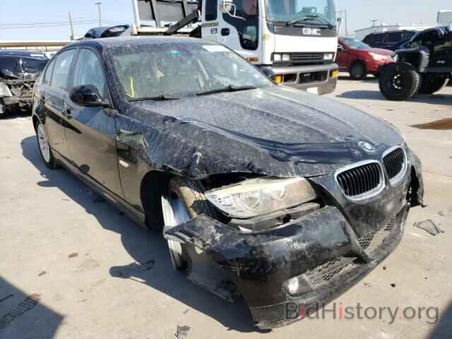 Photo WBAPH77509NL82416 - BMW 3 SERIES 2009