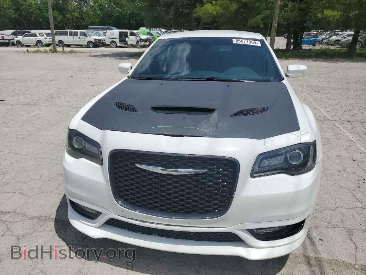 2019 CHRYSLER 300 - VIN: 2C3CCABT1KH704891 - Фото 5