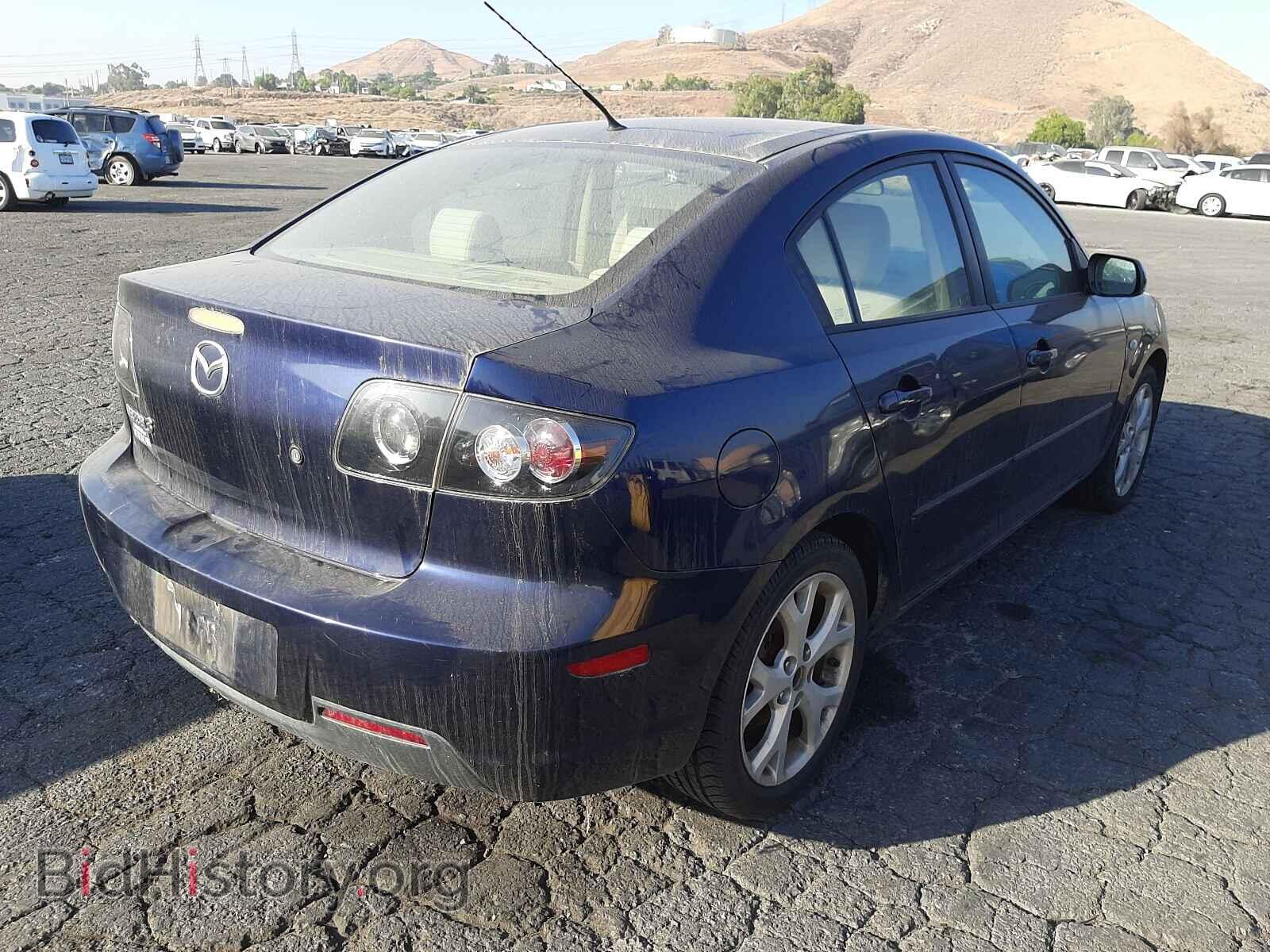 2008 MAZDA 3 - VIN: JM1BK32G981113434 - Photo 4