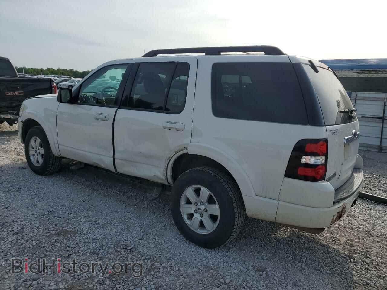 2010 FORD EXPLORER - VIN: 1FMEU7DE2AUA35444 - Фото 2