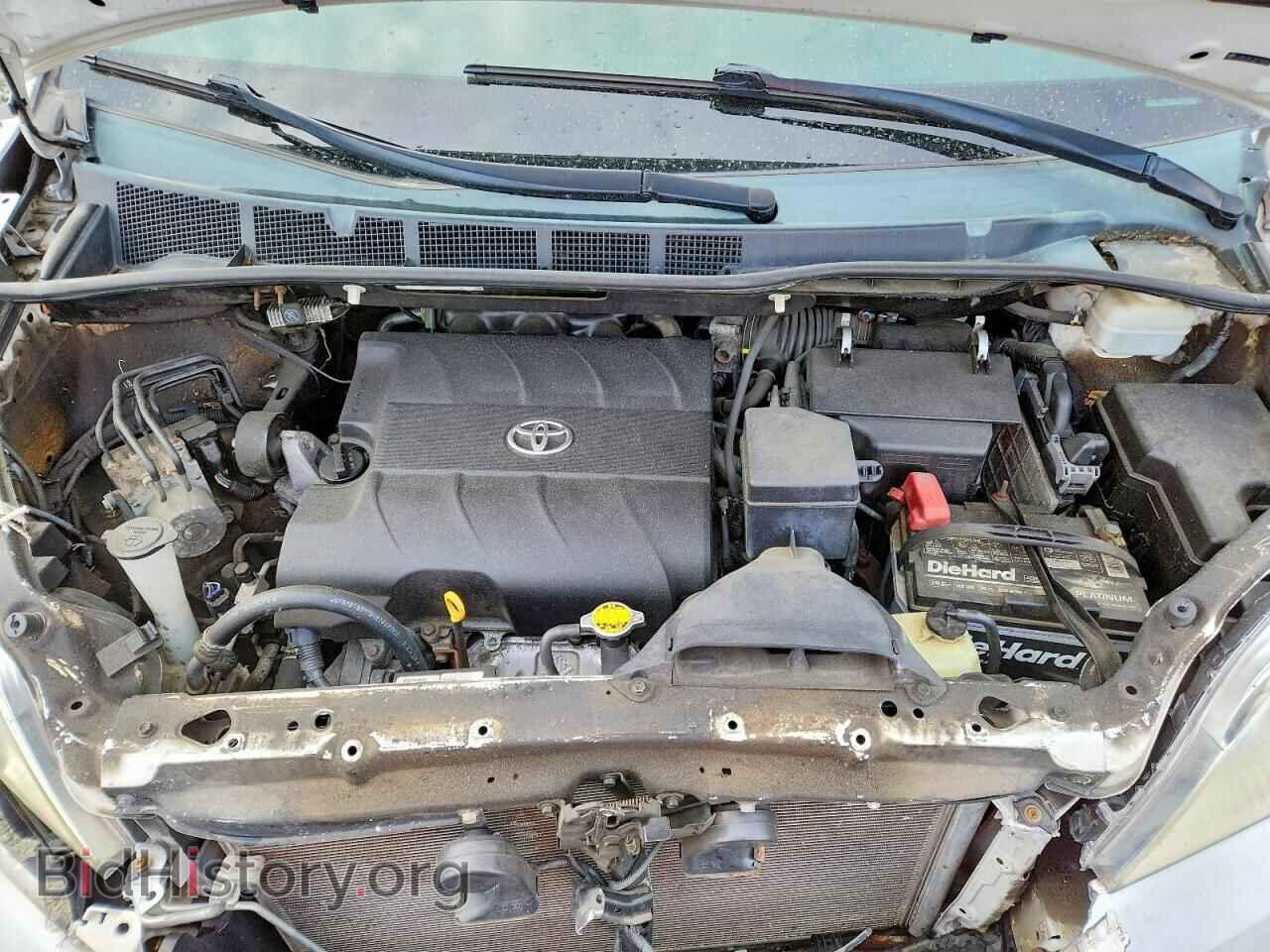 2011 TOYOTA SIENNA - VIN: 5TDKK3DC2BS170952 - Photo 12