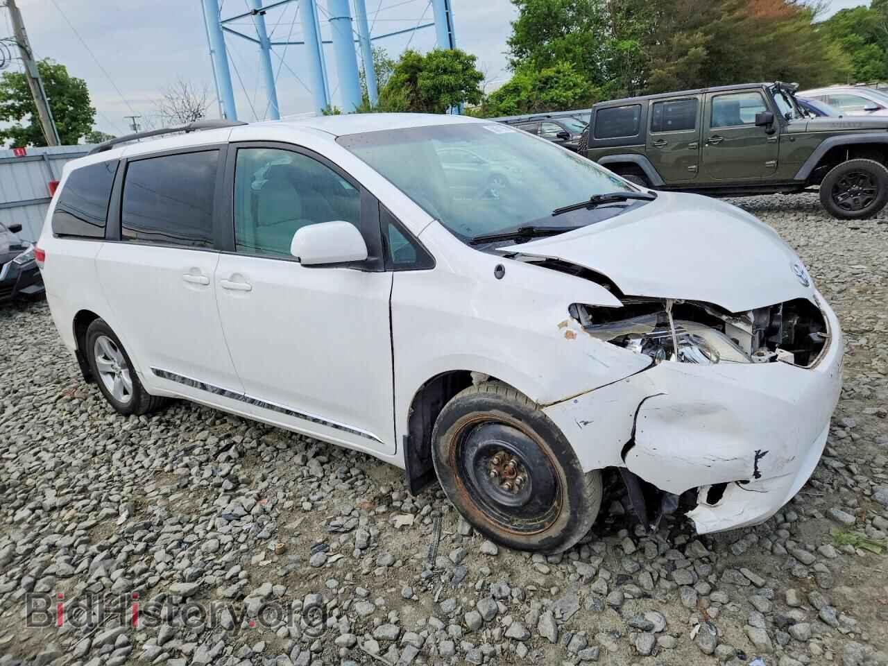 2011 TOYOTA SIENNA - VIN: 5TDKK3DC2BS170952 - Photo 4