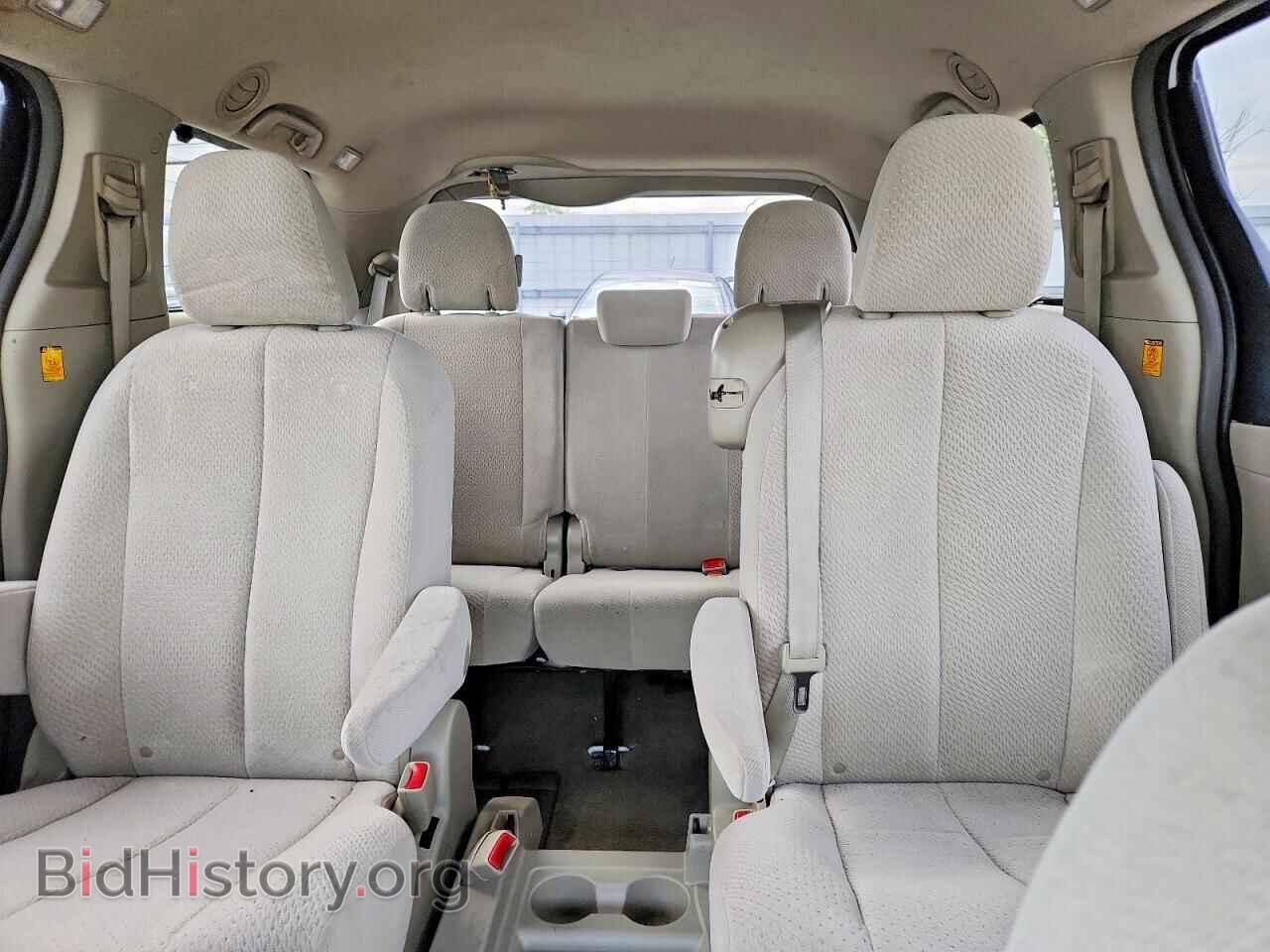 2011 TOYOTA SIENNA - VIN: 5TDKK3DC2BS170952 - Photo 10