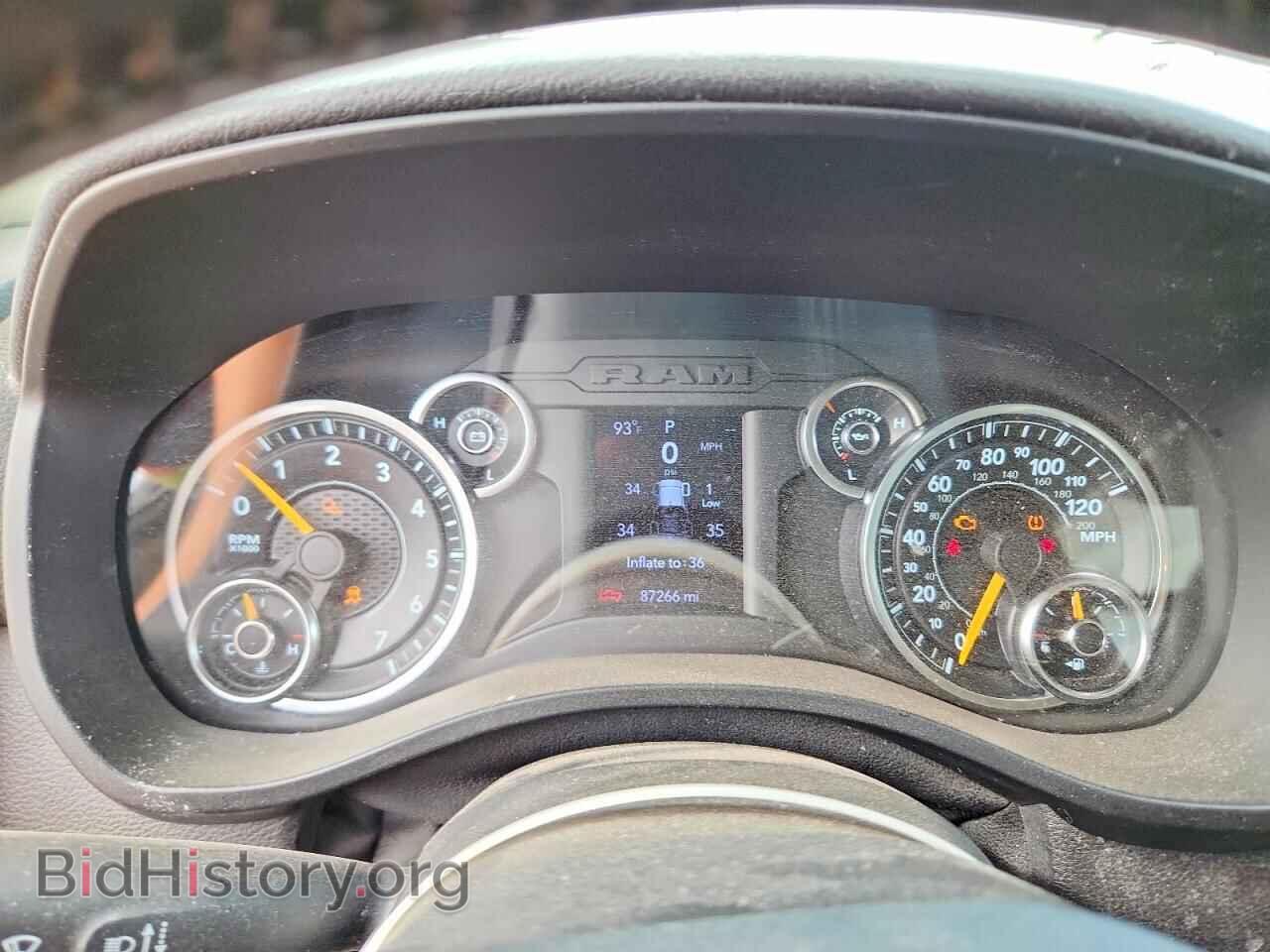 2020 RAM 1500 - VIN: 1C6SRFFTXLN366064 - Фото 9