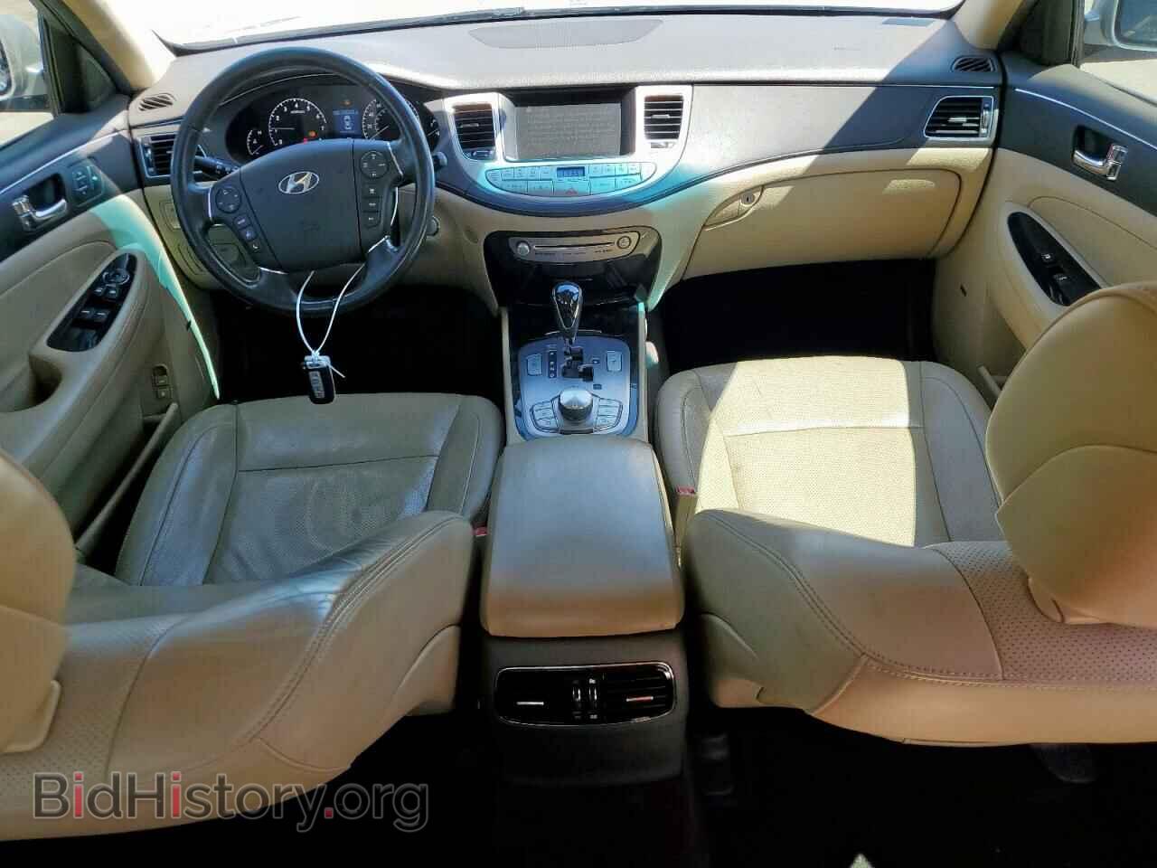 2011 HYUNDAI GENESIS - VIN: KMHGC4DE3BU134981 - Фото 8