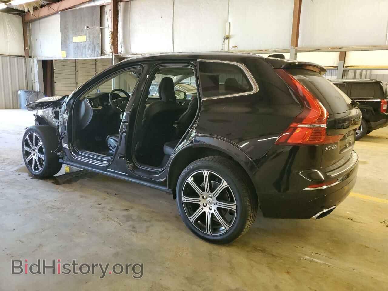 2021 VOLVO XC60 - VIN: YV4102DL3M1753684 - Фото 2