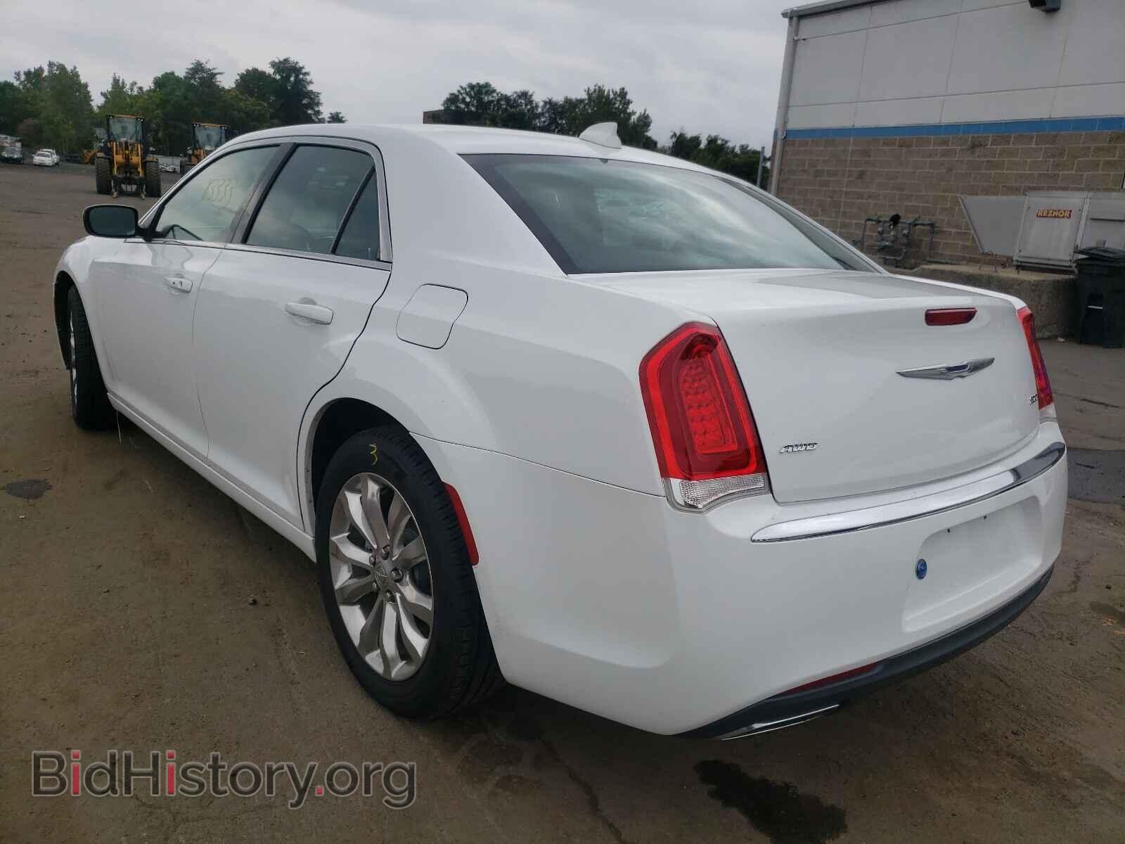 2015 CHRYSLER 300 - VIN: 2C3CCARG7FH792974 - Фото 3