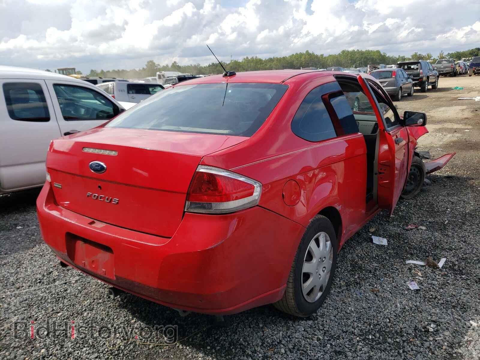 2008 FORD FOCUS - VIN: 1FAHP32N48W204517 - Фото 4