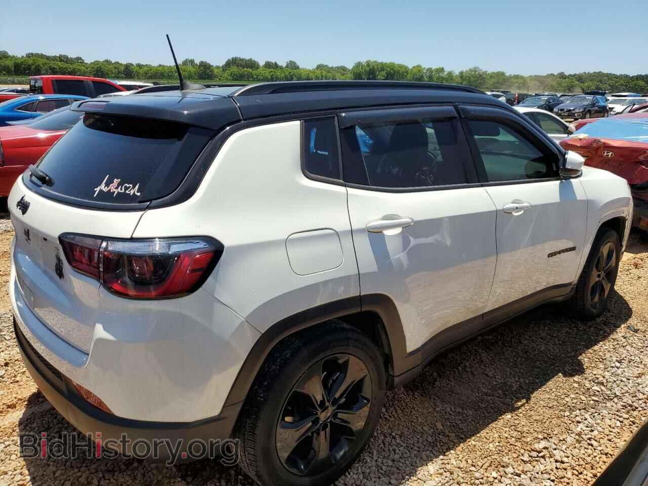 2021 JEEP COMPASS - VIN: 3C4NJCBBXMT556084 - Фото 3