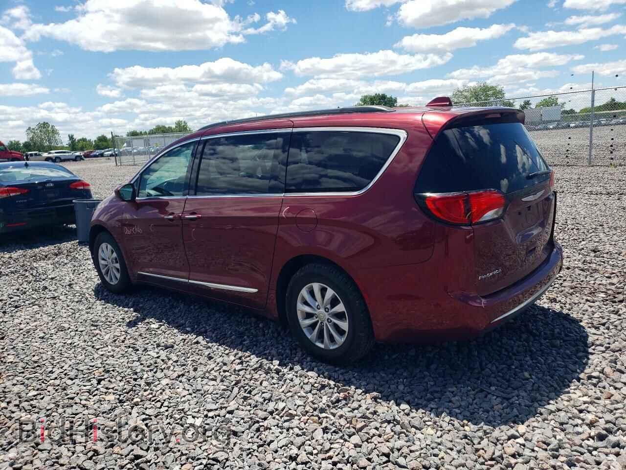 2017 CHRYSLER PACIFICA - VIN: 2C4RC1BG8HR621650 - Photo 2