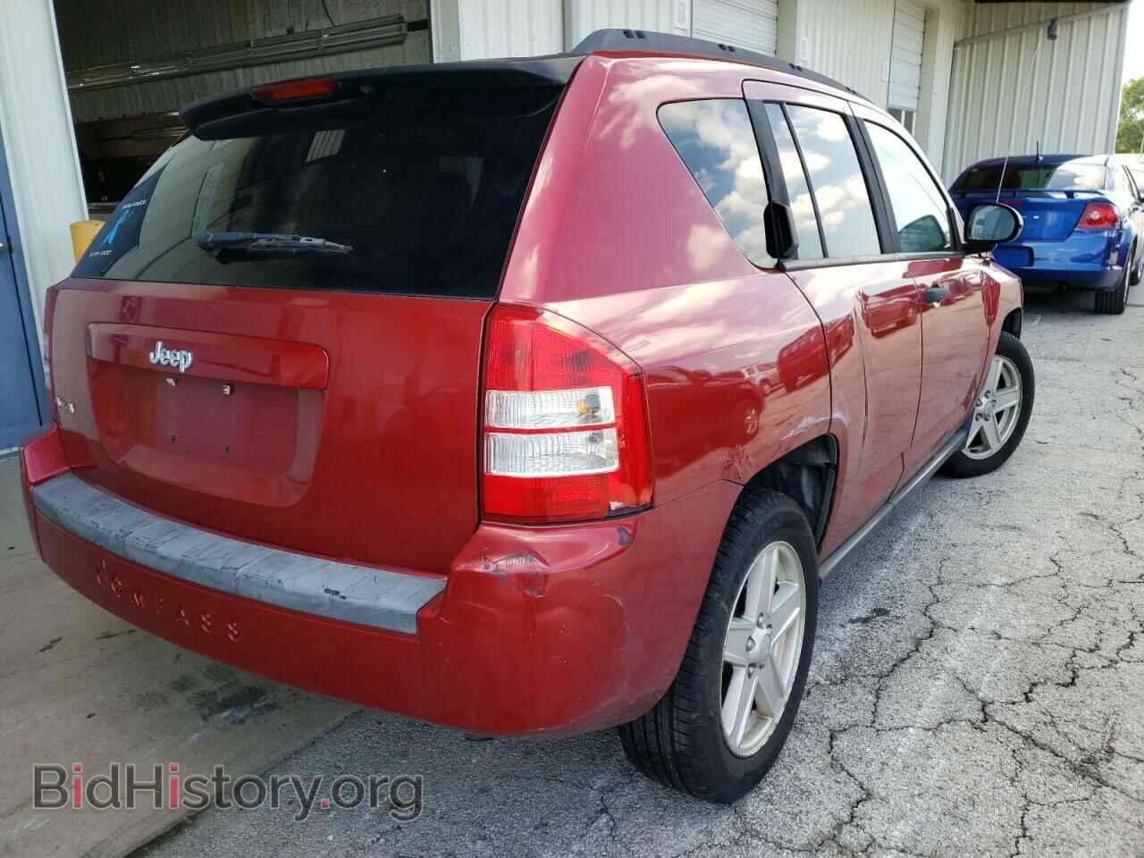 2007 JEEP COMPASS - VIN: 1J8FF47W67D138695 - Фото 4