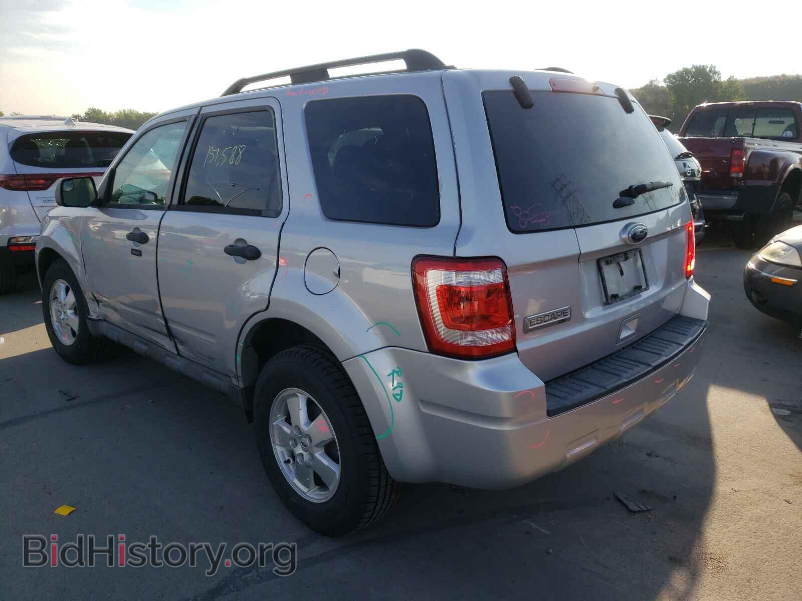 2011 FORD ESCAPE - VIN: 1FMCU9D78BKC12502 - Фото 3