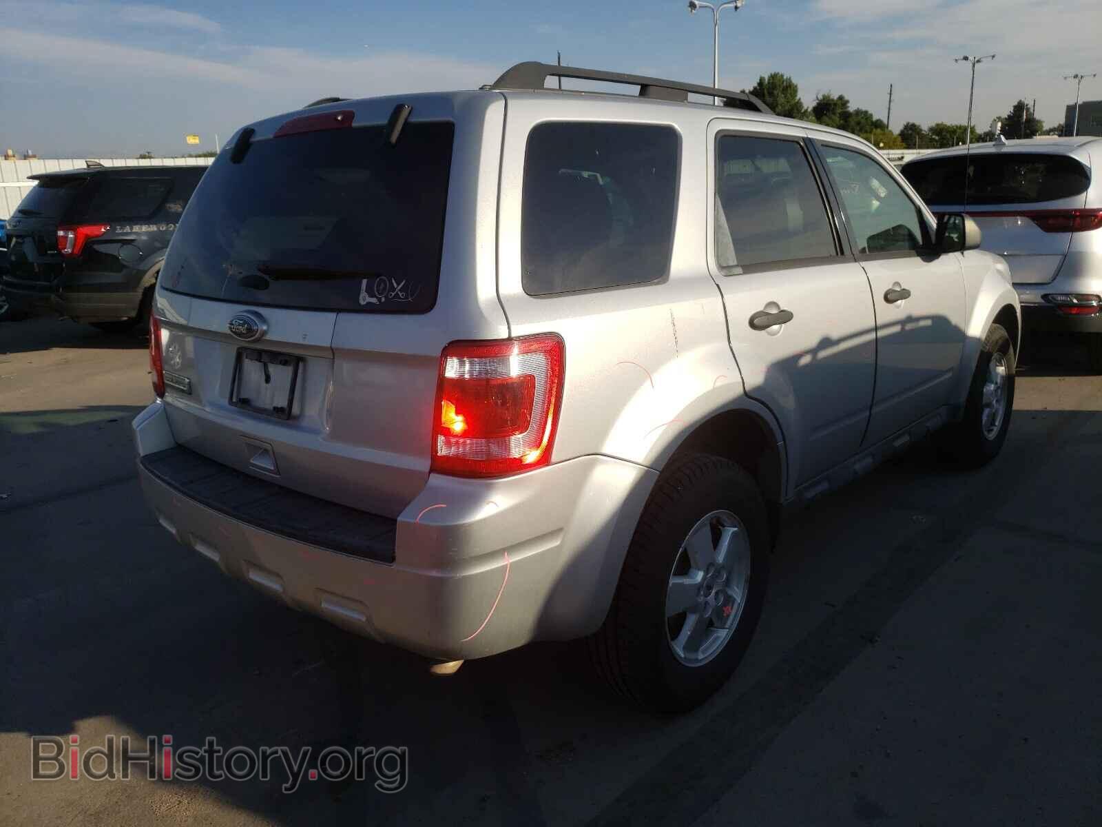 2011 FORD ESCAPE - VIN: 1FMCU9D78BKC12502 - Фото 4