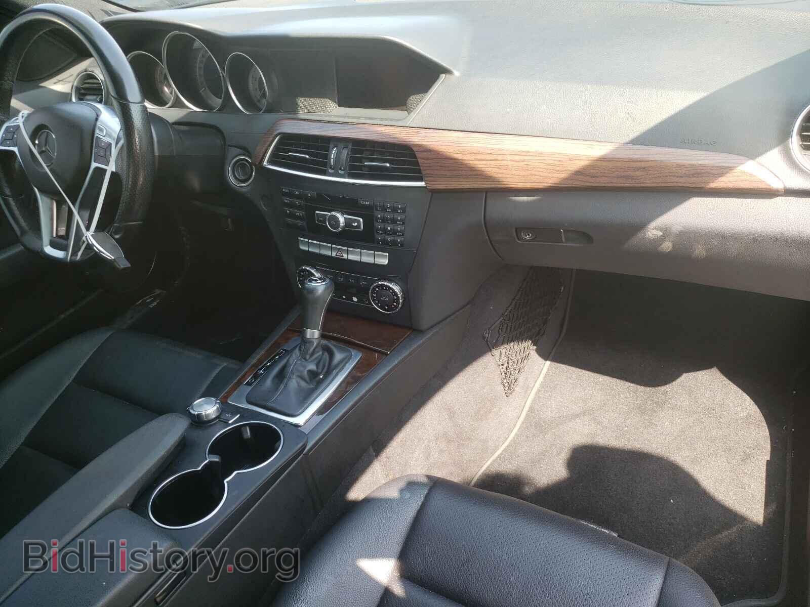 2014 MERCEDES-BENZ C-CLASS - VIN: WDDGF4HB6EA926274 - Фото 9