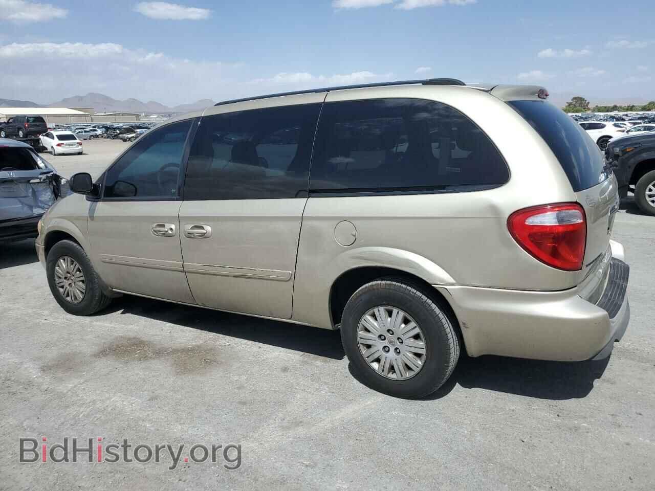 2006 CHRYSLER MINIVAN - VIN: 1A4GP44R76B613430 - Фото 2