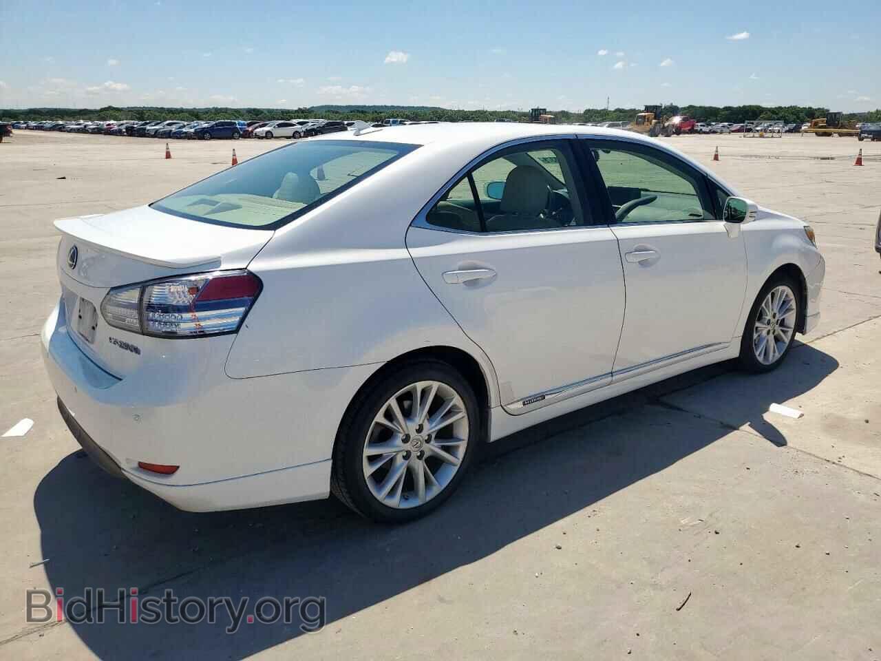 2010 LEXUS HS - VIN: JTHBB1BA8A2010066 - Photo 3