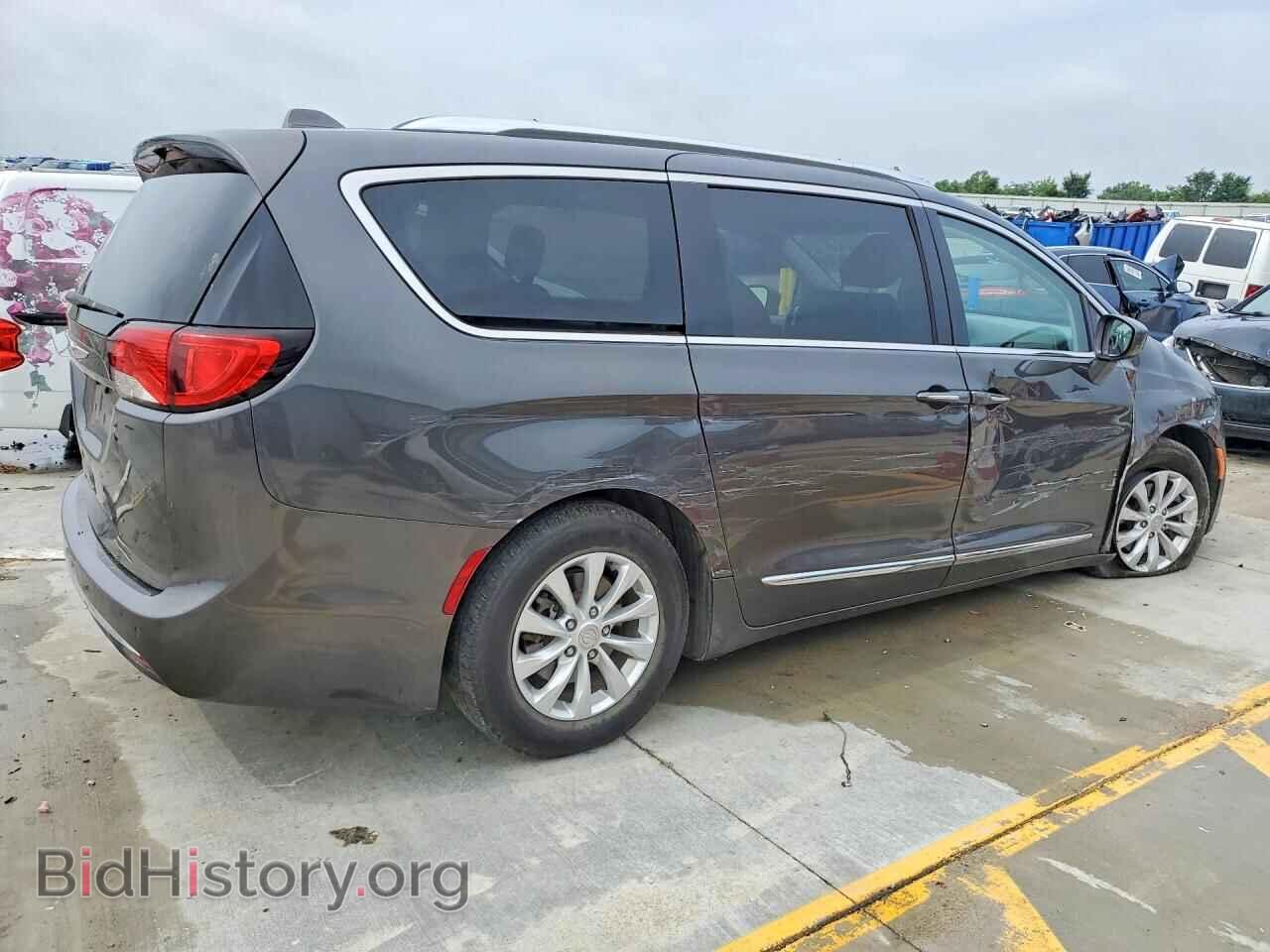 2018 CHRYSLER PACIFICA - VIN: 2C4RC1BG6JR110475 - Фото 3