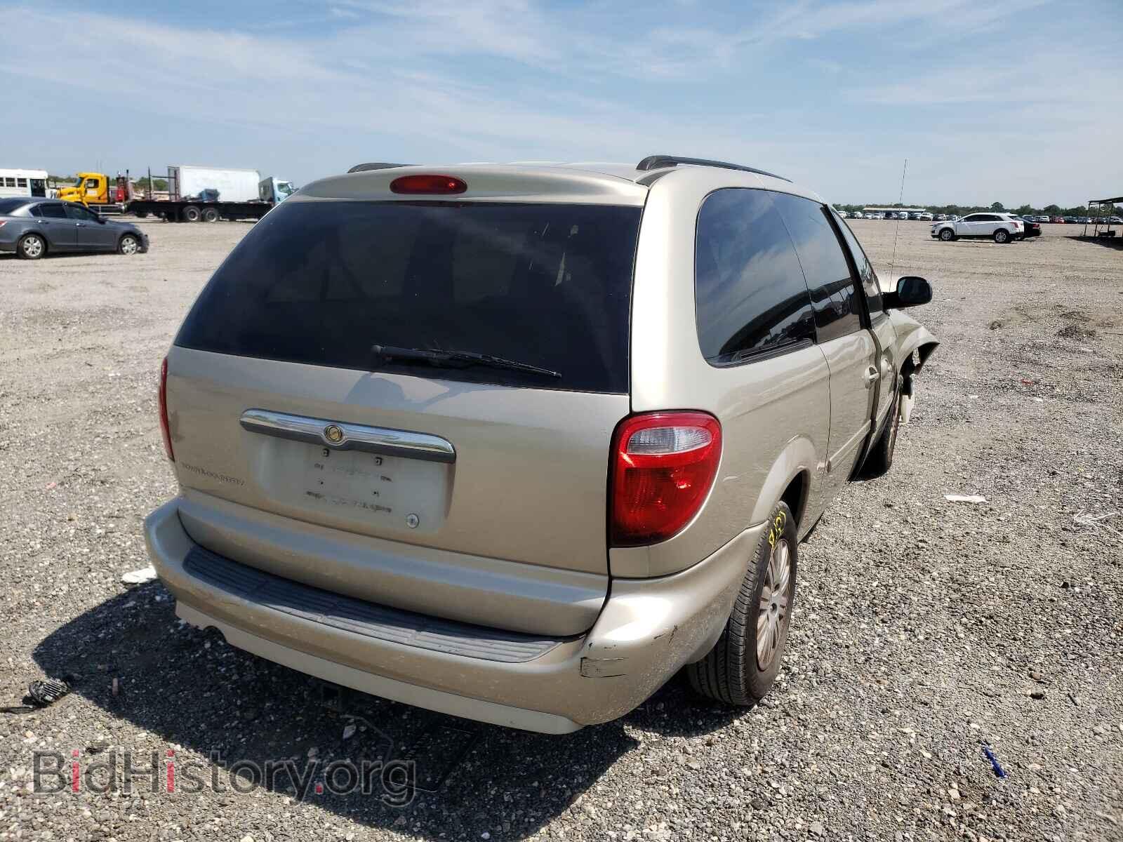 2007 CHRYSLER MINIVAN - VIN: 2A4GP44R57R109686 - Фото 4