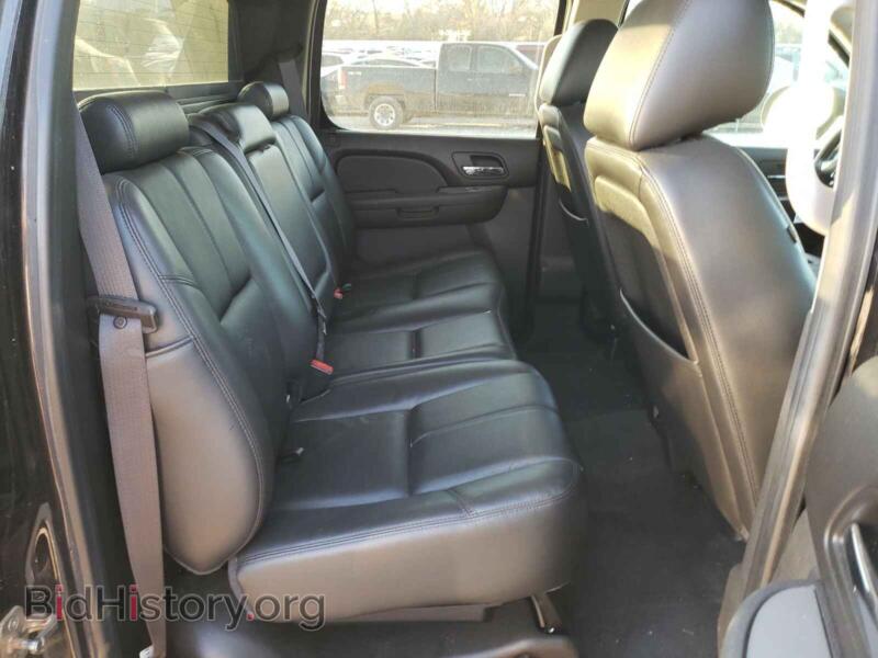 2012 Chevrolet AVALANCHE (VIN 3GNTKFE77CG197921) — фото 6 из 10