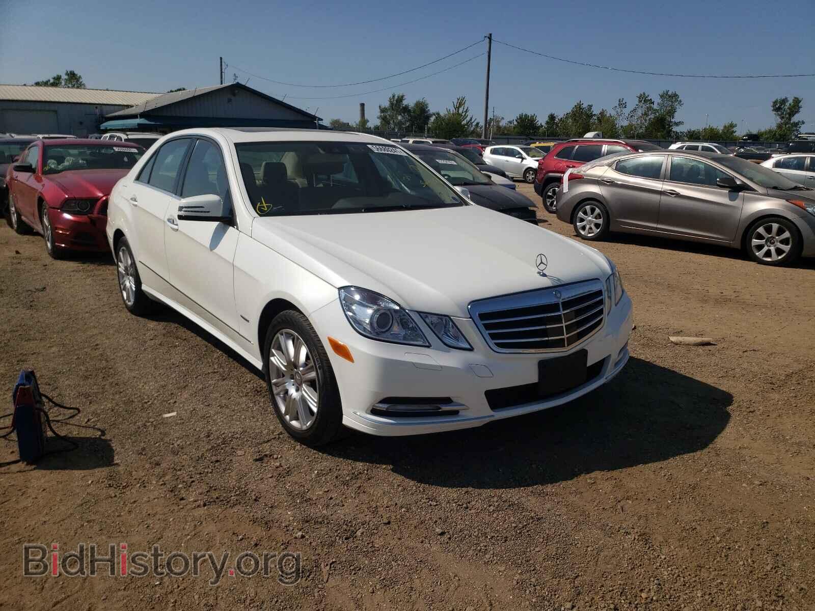 Photo WDDHF8JB0CA520865 - MERCEDES-BENZ E-CLASS 2012
