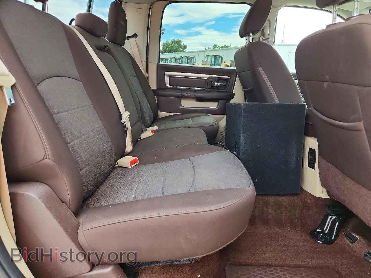 2018 RAM 1500 SLT - VIN: 3C6RR7LT1JG140543 - Photo 10