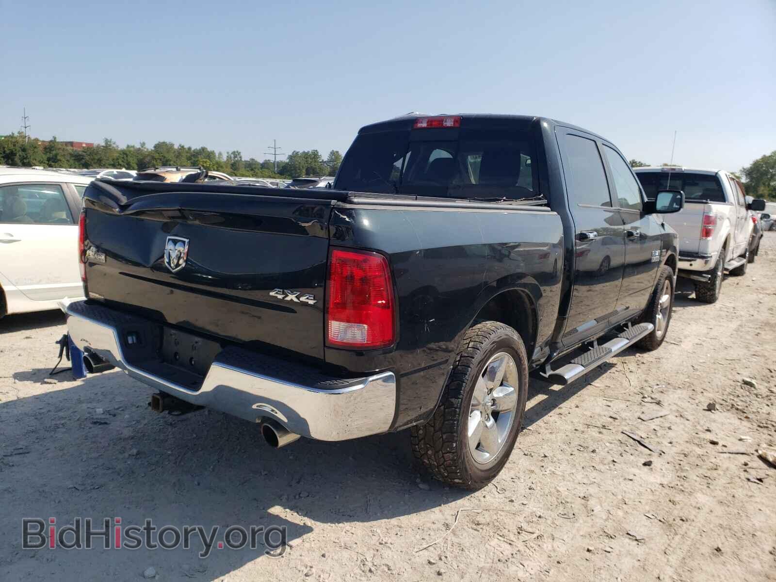 2015 RAM 1500 - VIN: 3C6RR7LT8FG620876 - Фото 4