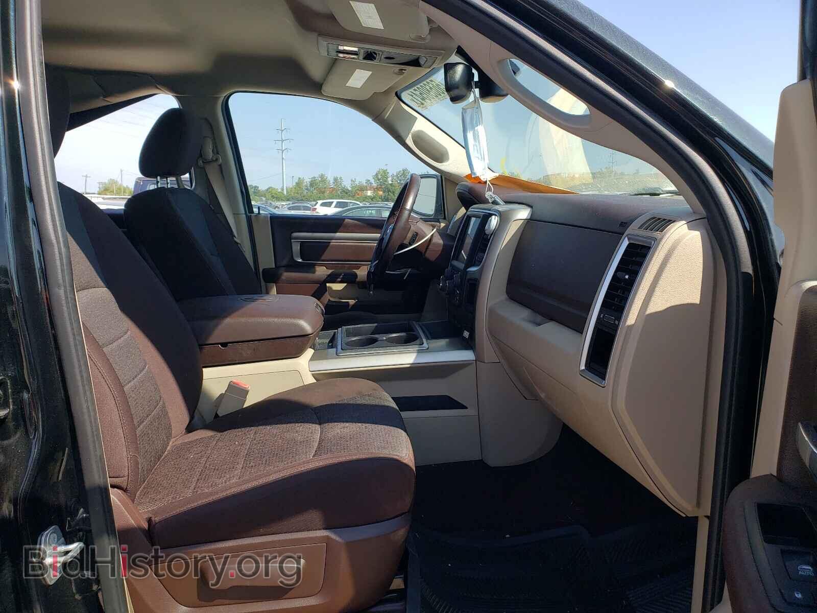 2015 RAM 1500 - VIN: 3C6RR7LT8FG620876 - Фото 5