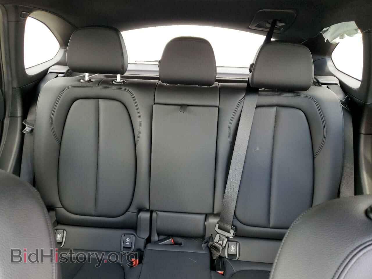 2018 BMW X1 - VIN: WBXHT3C35J5F90224 - Фото 10