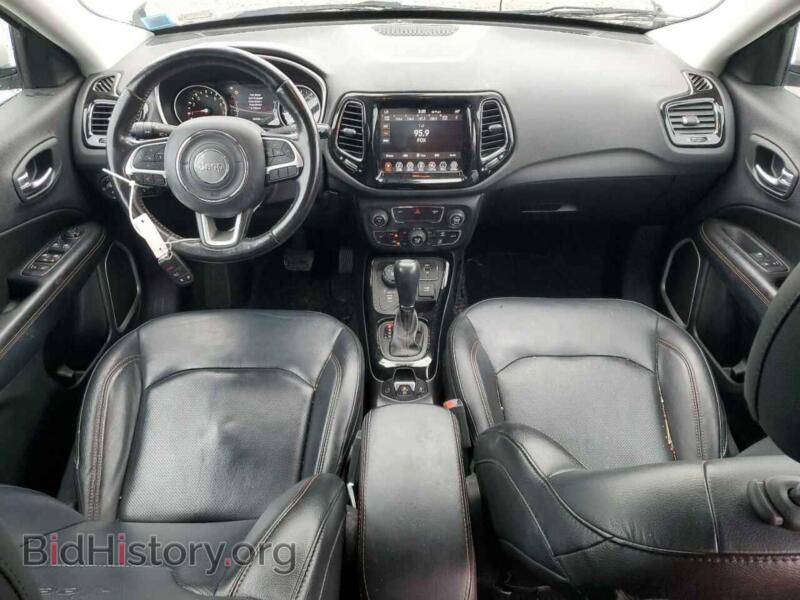 2019 Jeep COMPASS (VIN 3C4NJDCB8KT791035) — photo 8 of 14