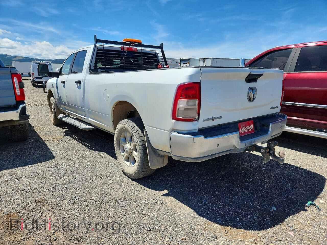2023 RAM 3500 - VIN: 3C63R3HL6PG552294 - Photo 2