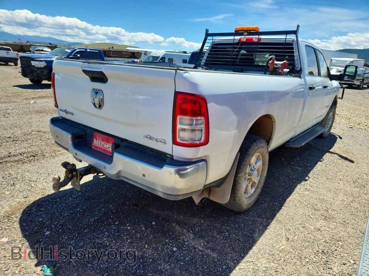 2023 RAM 3500 - VIN: 3C63R3HL6PG552294 - Photo 3