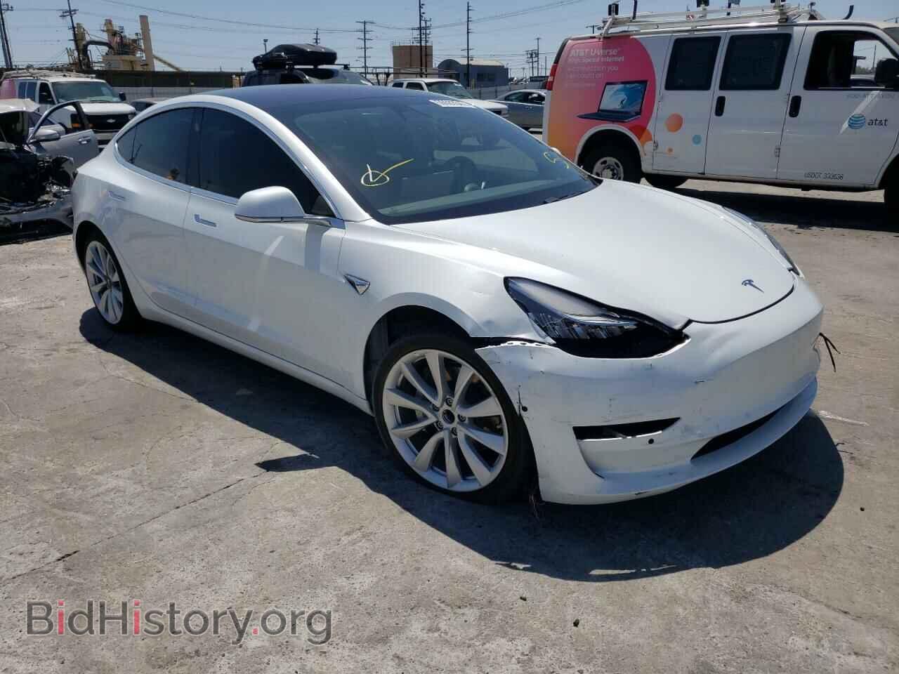 Фотография 5YJ3E1EA7JF162586 - TESLA MODEL 3 2018