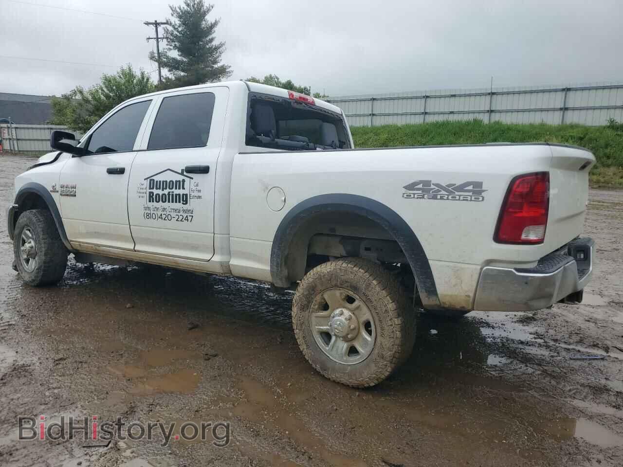 2018 RAM All Models - VIN: 3C6UR5CL4JG368230 - Фото 2