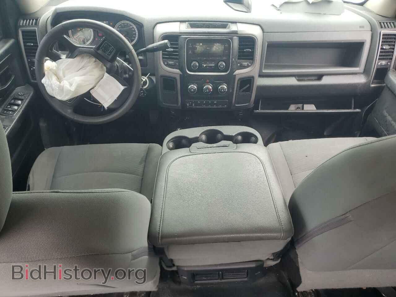 2018 RAM All Models - VIN: 3C6UR5CL4JG368230 - Фото 8