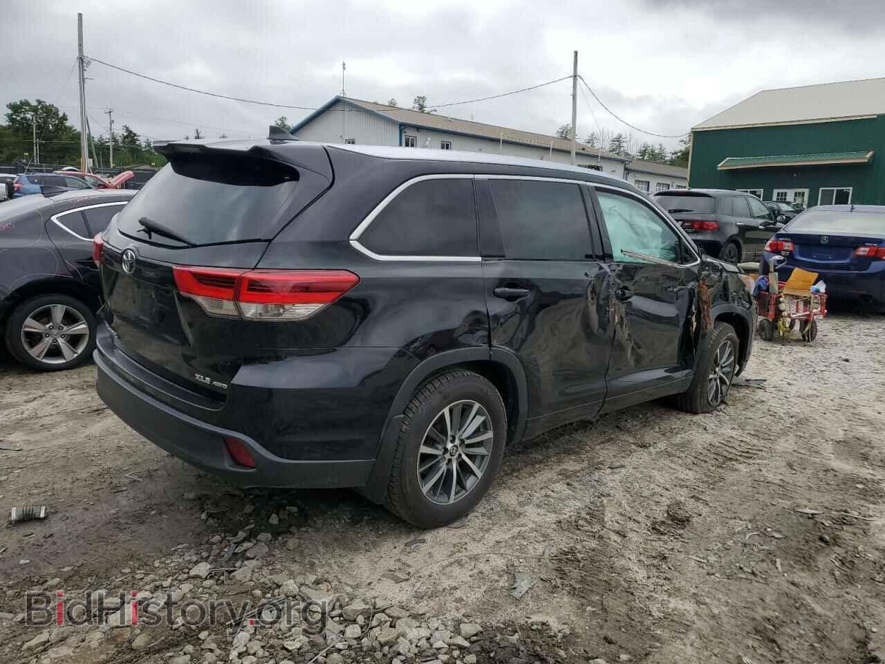 2018 TOYOTA HIGHLANDER - VIN: 5TDJZRFH9JS894557 - Фото 3