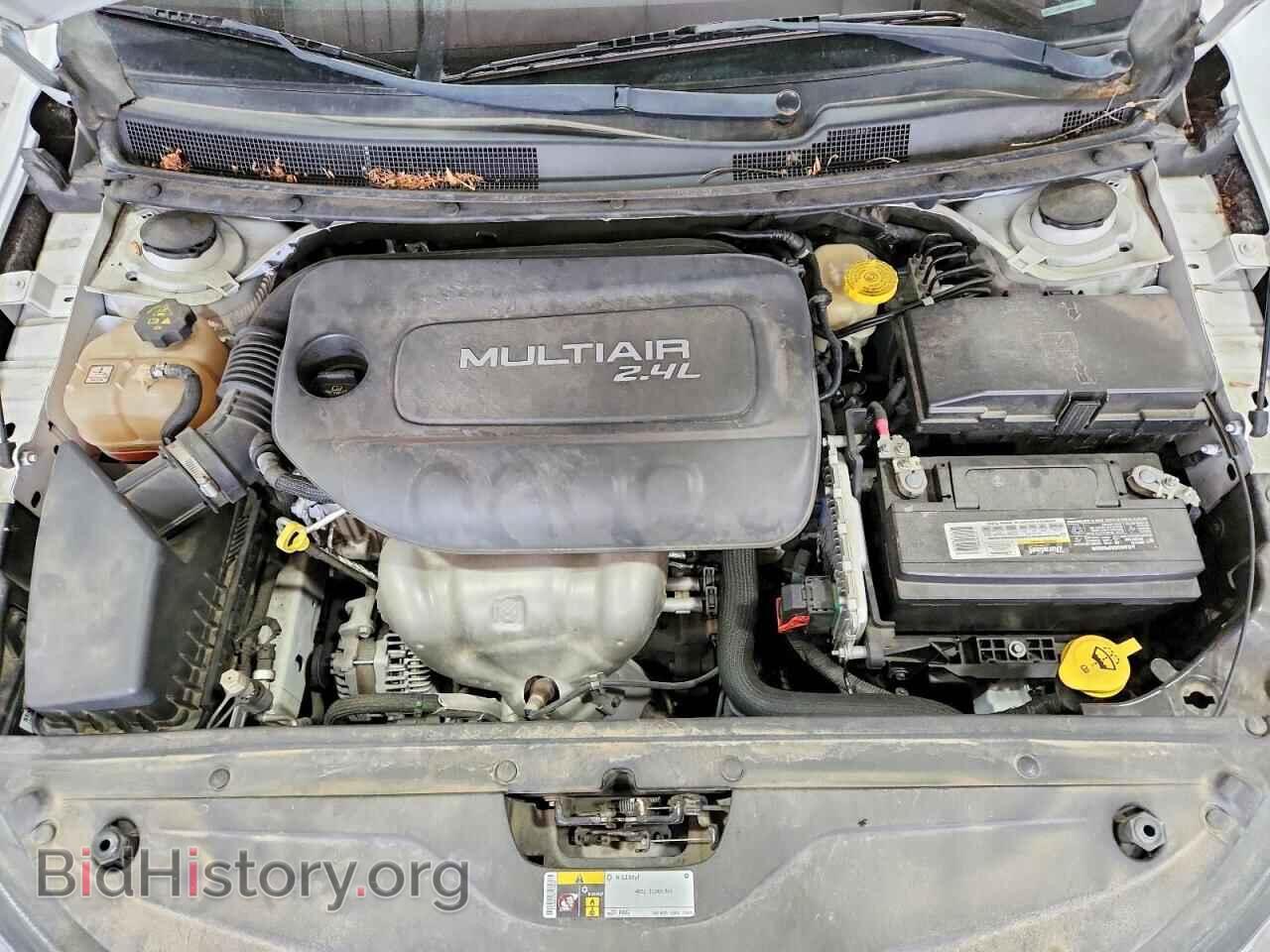 2015 CHRYSLER 200 - VIN: 1C3CCCAB1FN691545 - Фото 11