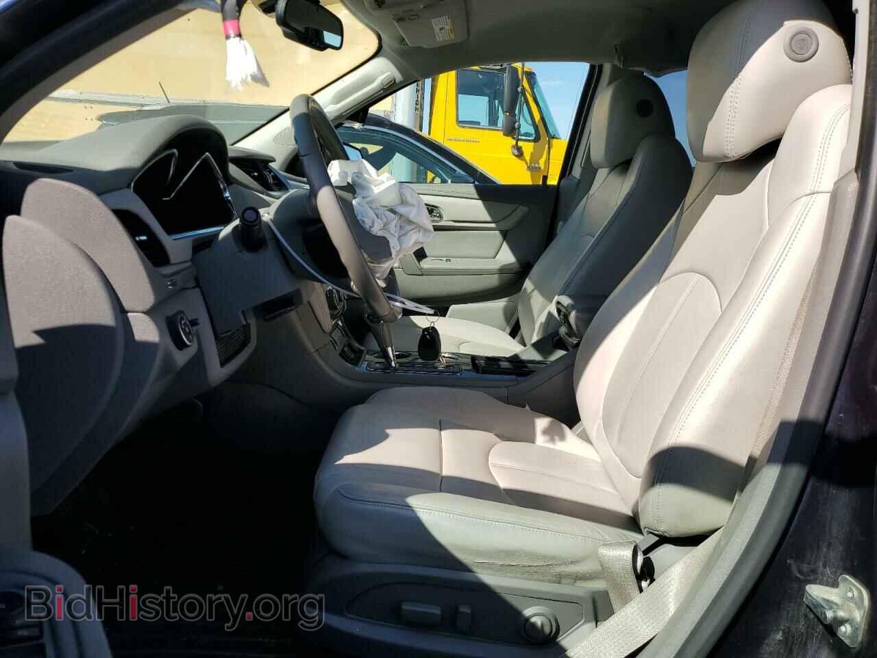 2017 CHEVROLET TRAVERSE - VIN: 1GNKVHKD7HJ203523 - Фото 7