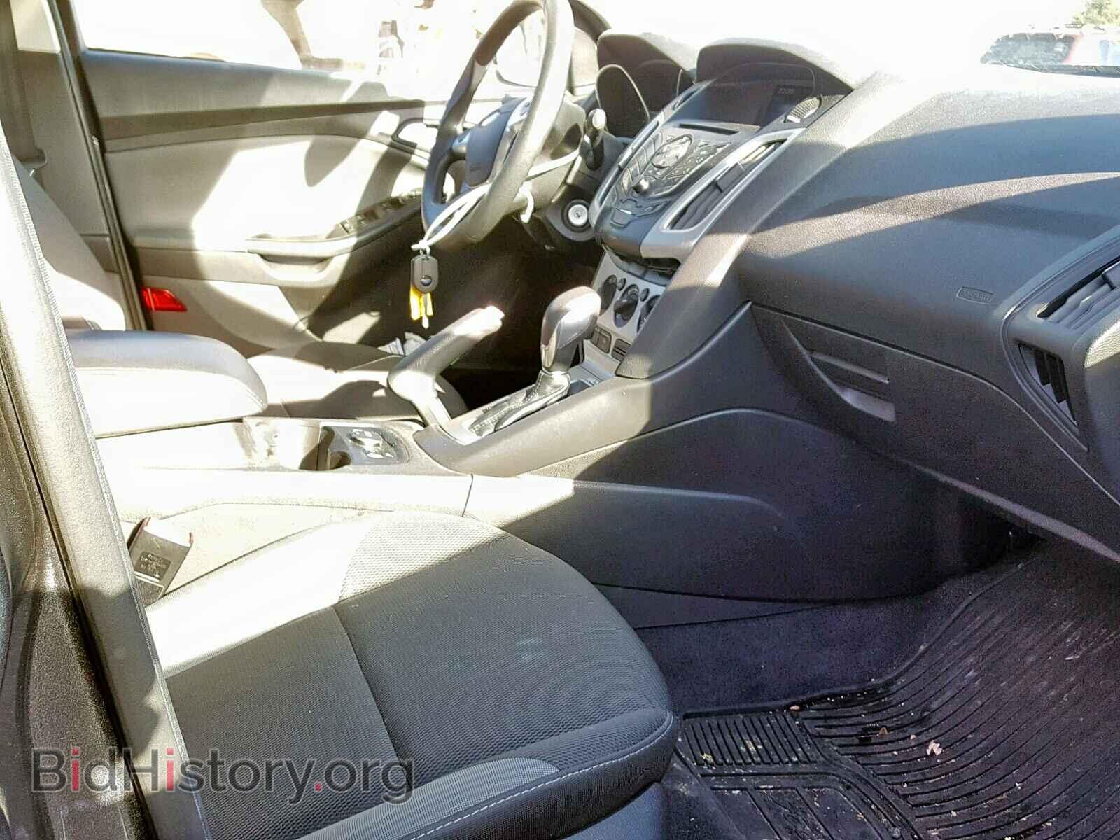 2014 FORD FOCUS - VIN: 1FADP3F22EL216564 - Photo 5