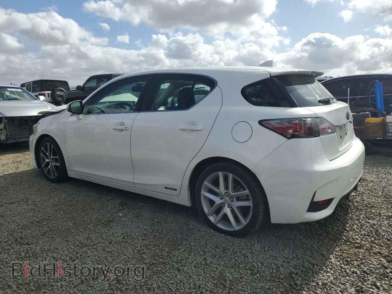2014 LEXUS CT 200 - VIN: JTHKD5BH3E2195860 - Фото 2