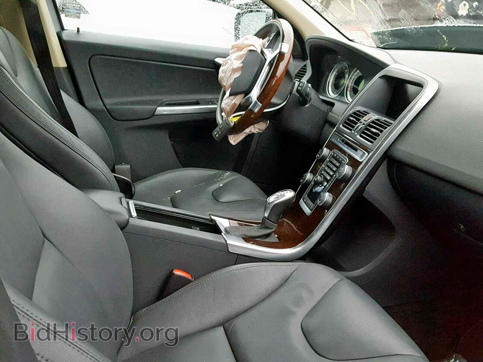 2013 VOLVO XC60 - VIN: YV4940DZ9D2386610 - Фото 5