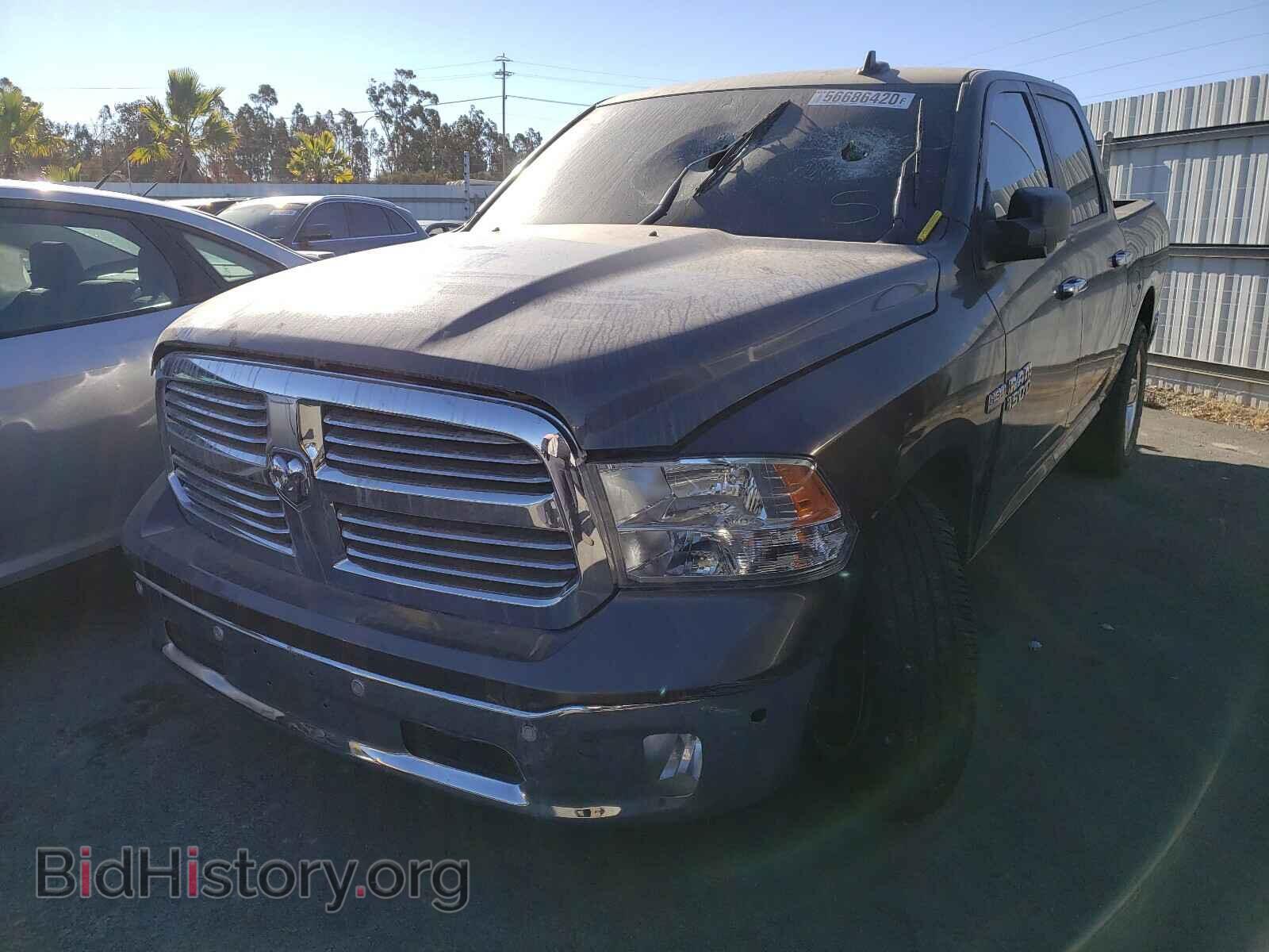 2017 RAM 1500 - VIN: 3C6RR7LT1HG794856 - Photo 2