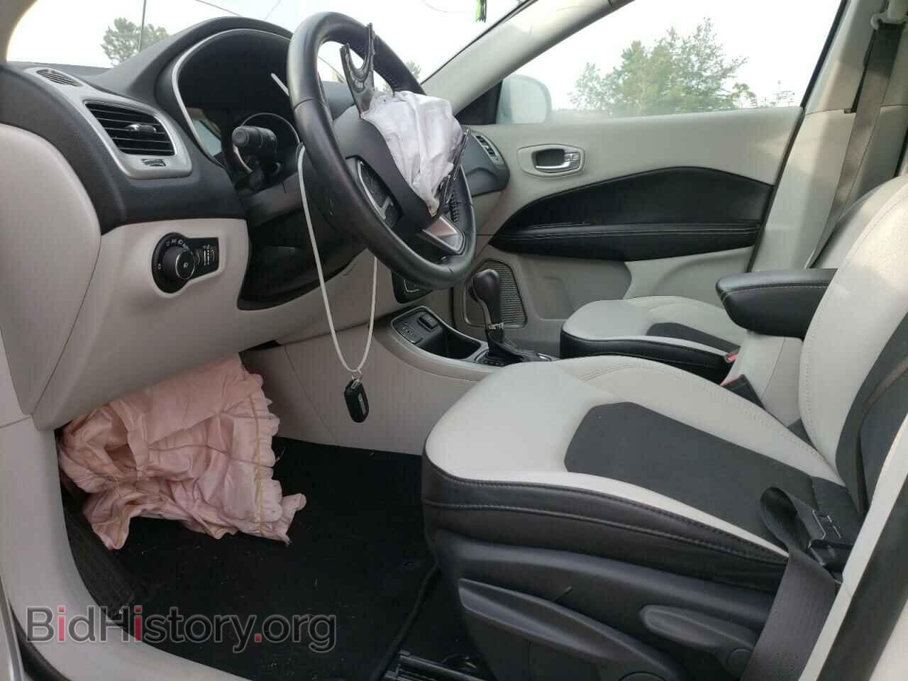 2019 JEEP COMPASS - VIN: 3C4NJCBB3KT677522 - Фото 7