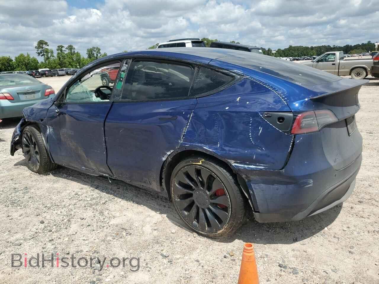 2022 TESLA MODEL Y - VIN: 7SAYGDEF2NF538844 - Фото 2